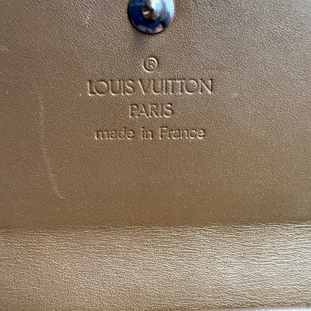 Louis Vuitton Vernis Wallet - Picture 7 of 10